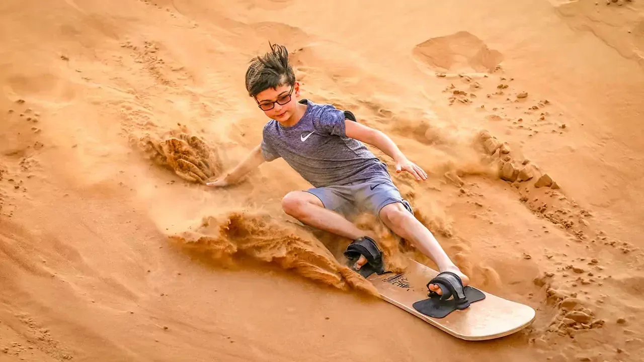 رحلة سفاري في صحراء العرب في دبي