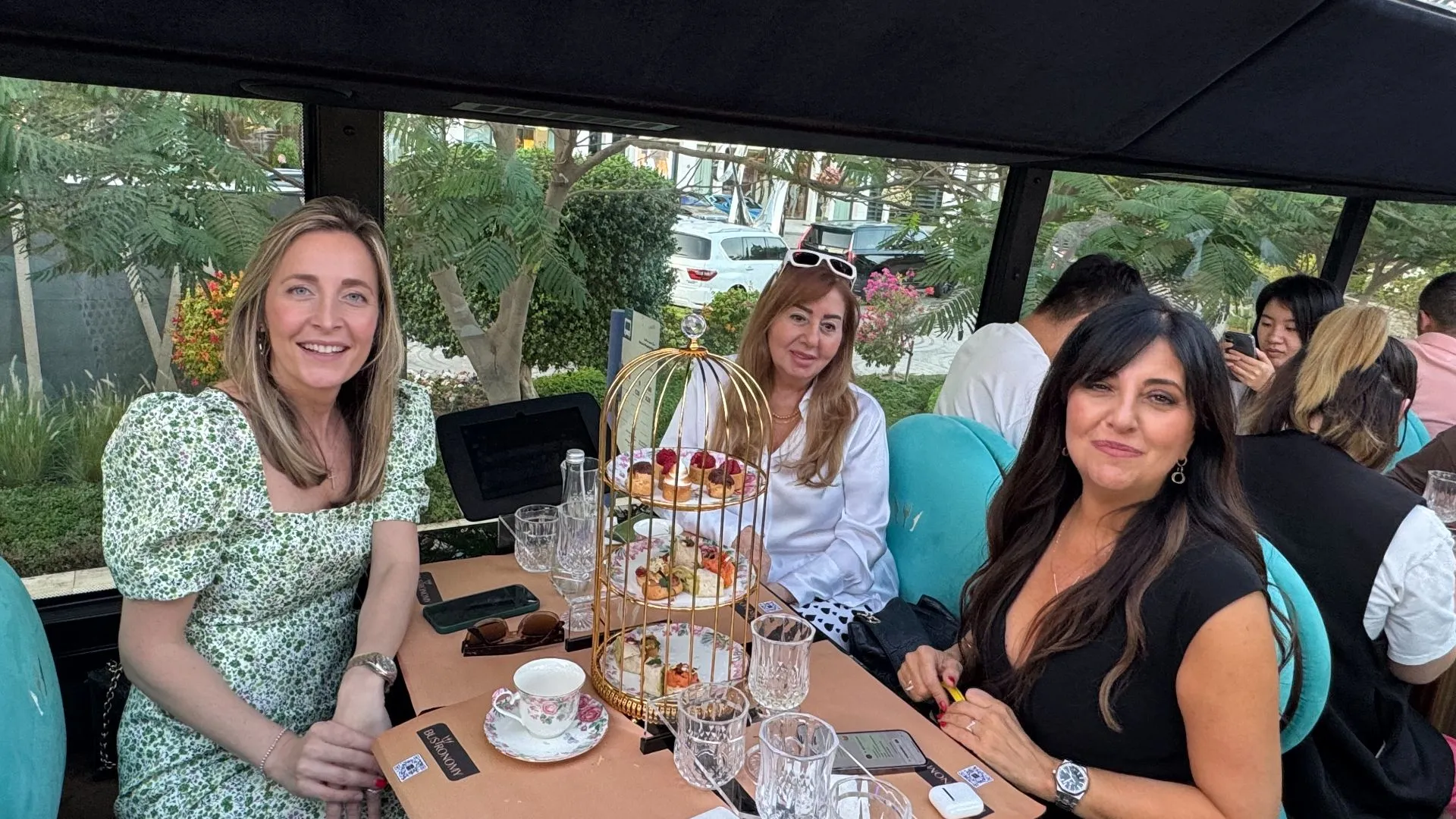 تجربة BusTronomy دبي